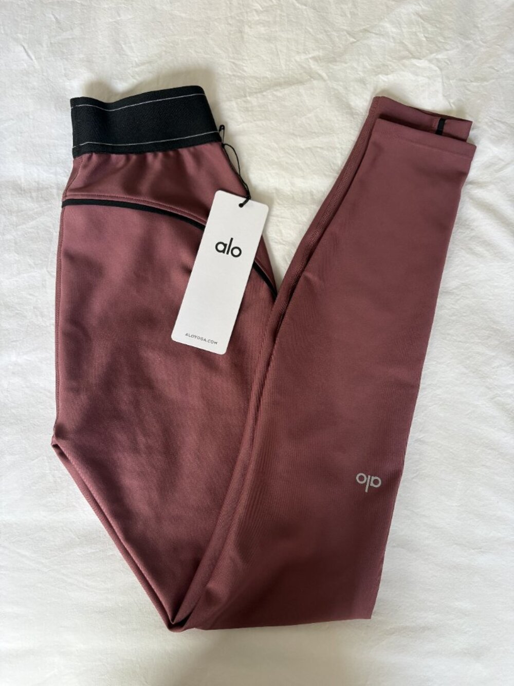 Alo Yoga Airlift High-Waist Suit Up Legging Burgundy S NWT